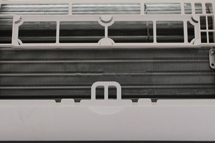 Điều Hòa Hai Chiều Inverter FTXV25QVMV – 1HP